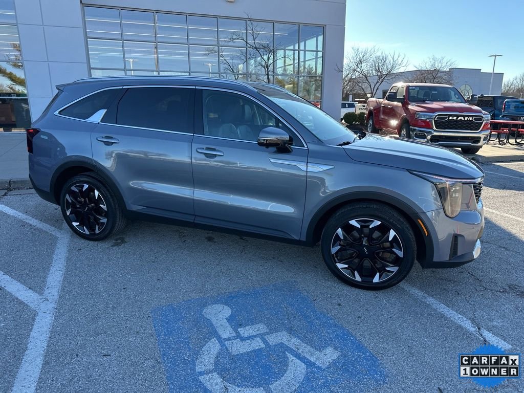 Used 2025 Kia Sorento SX FWD image 37