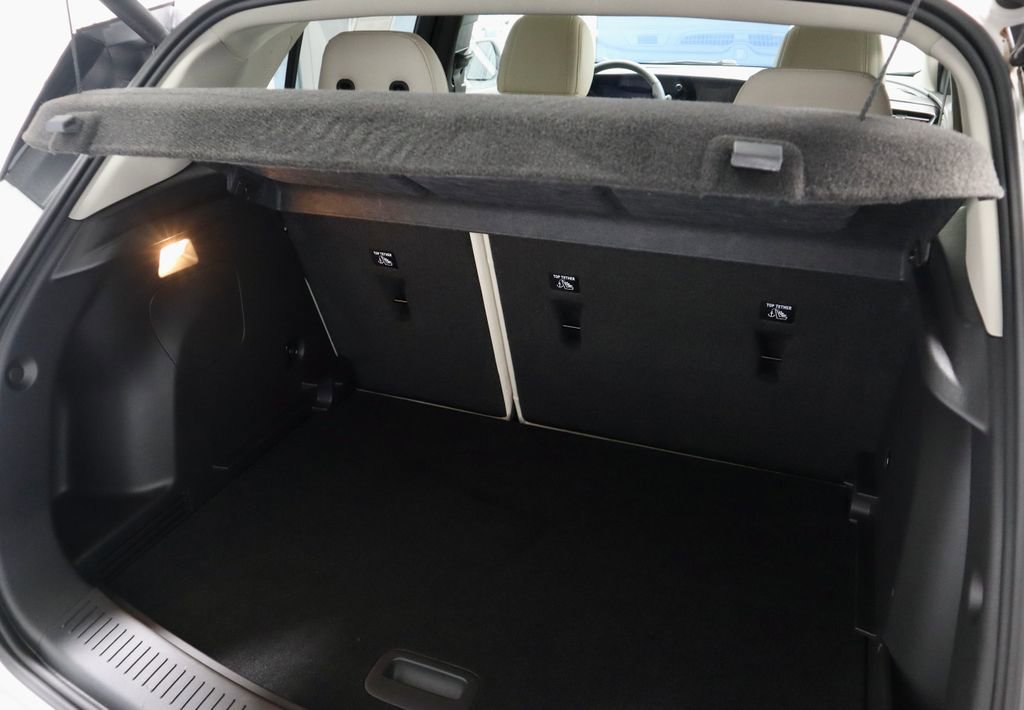 Used 2024 Buick Encore GX Avenir w/ Avenir Technology Package FWD image 13