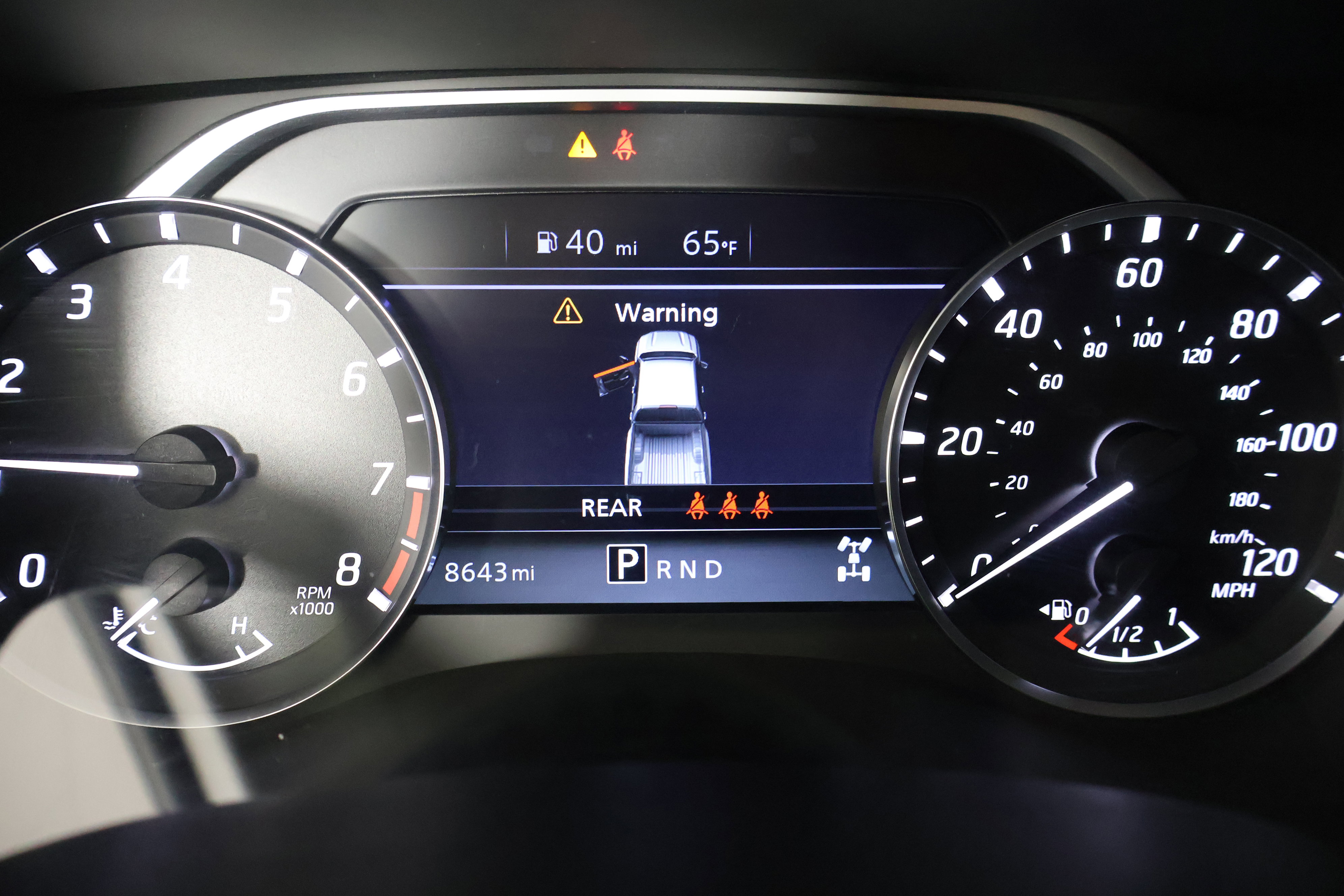 Used 2024 Nissan Frontier SV image 19