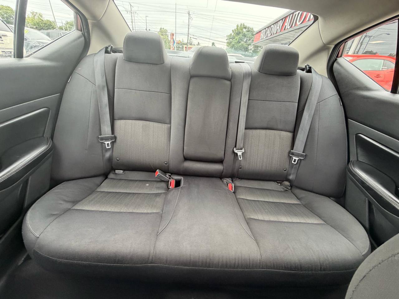Used 2024 Nissan Altima 2.5 SV FWD image 17
