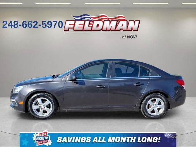 Used 2016 Chevrolet Cruze LT FWD image 2