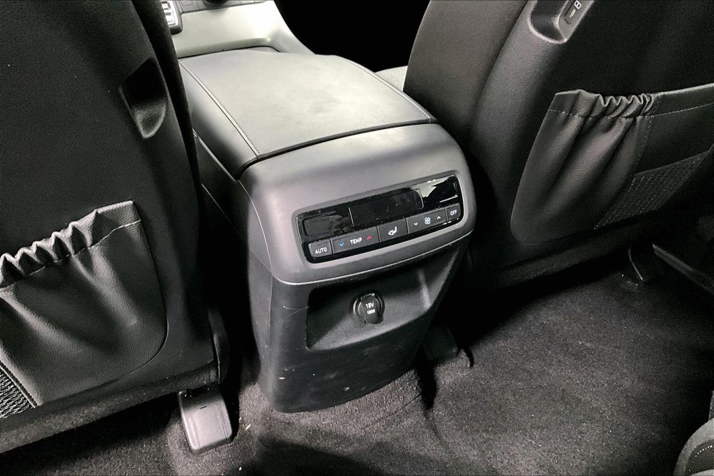Used 2024 Hyundai Palisade SE AWD/4WD image 27