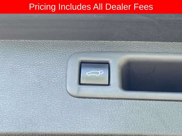 Used 2022 Toyota Highlander XLE AWD/4WD image 14