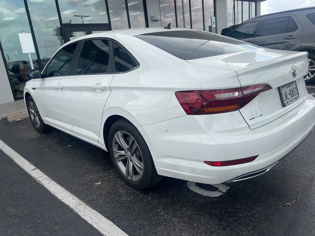 Used 2019 Volkswagen Jetta R-Line w/ R-Line Cold Weather Package FWD image 6