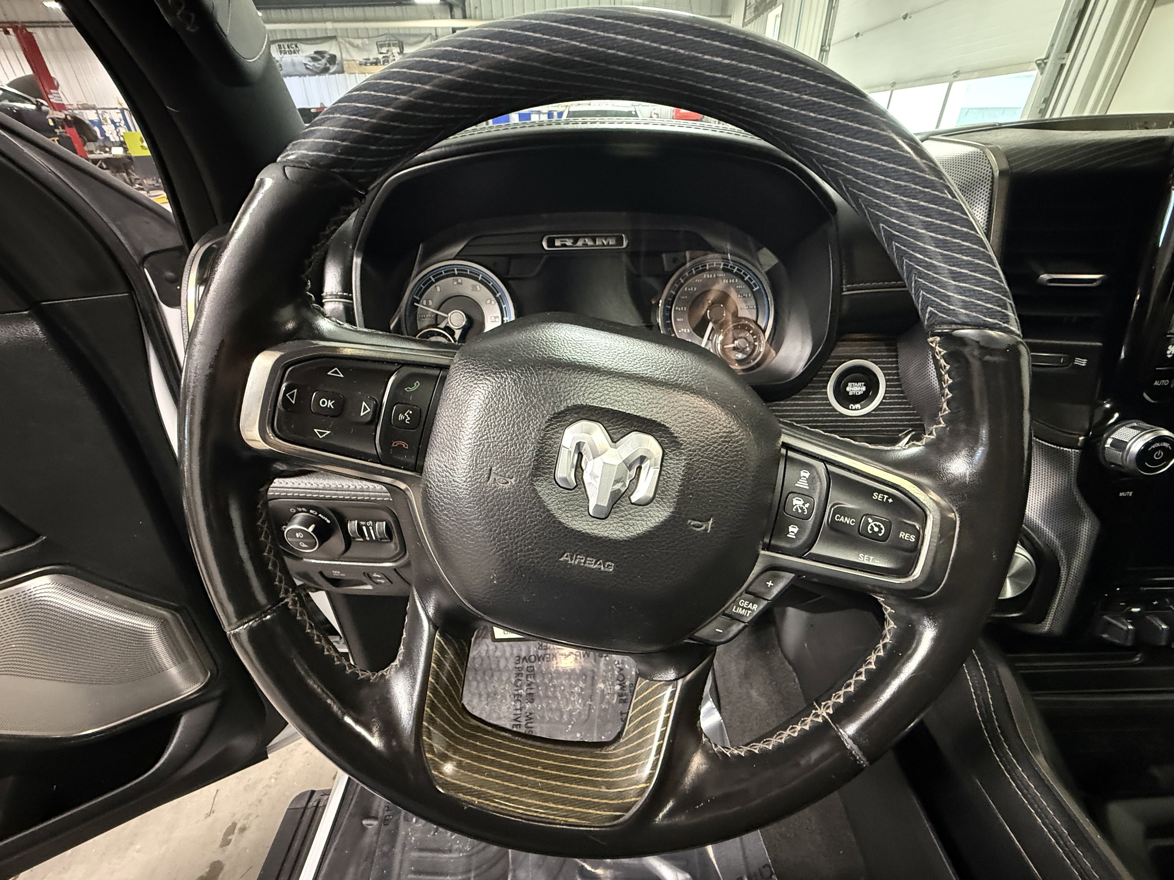 Used 2021 RAM 1500 Limited AWD/4WD image 22