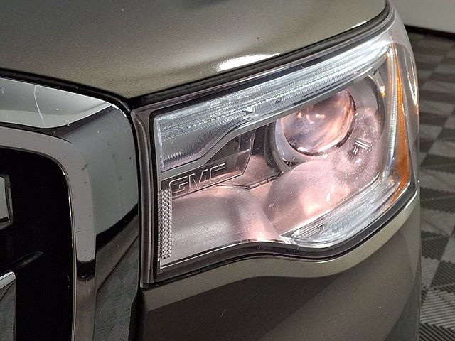 Used 2019 GMC Acadia SLT w/ LPO, Floor Liner Package AWD/4WD image 12