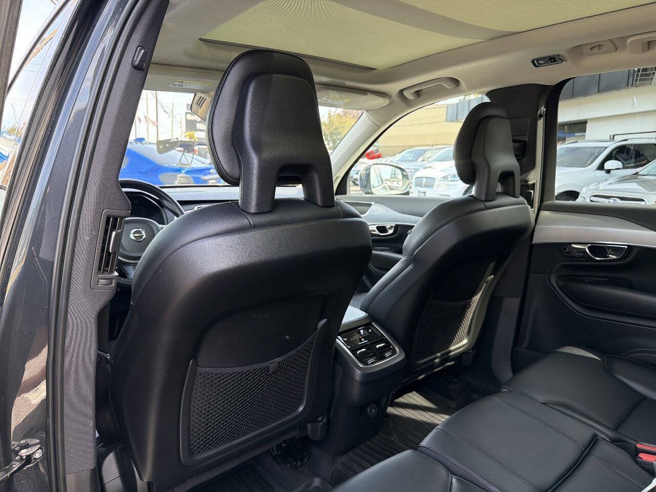 Used 2021 Volvo XC90 T5 Momentum w/ Advanced Package AWD/4WD image 27