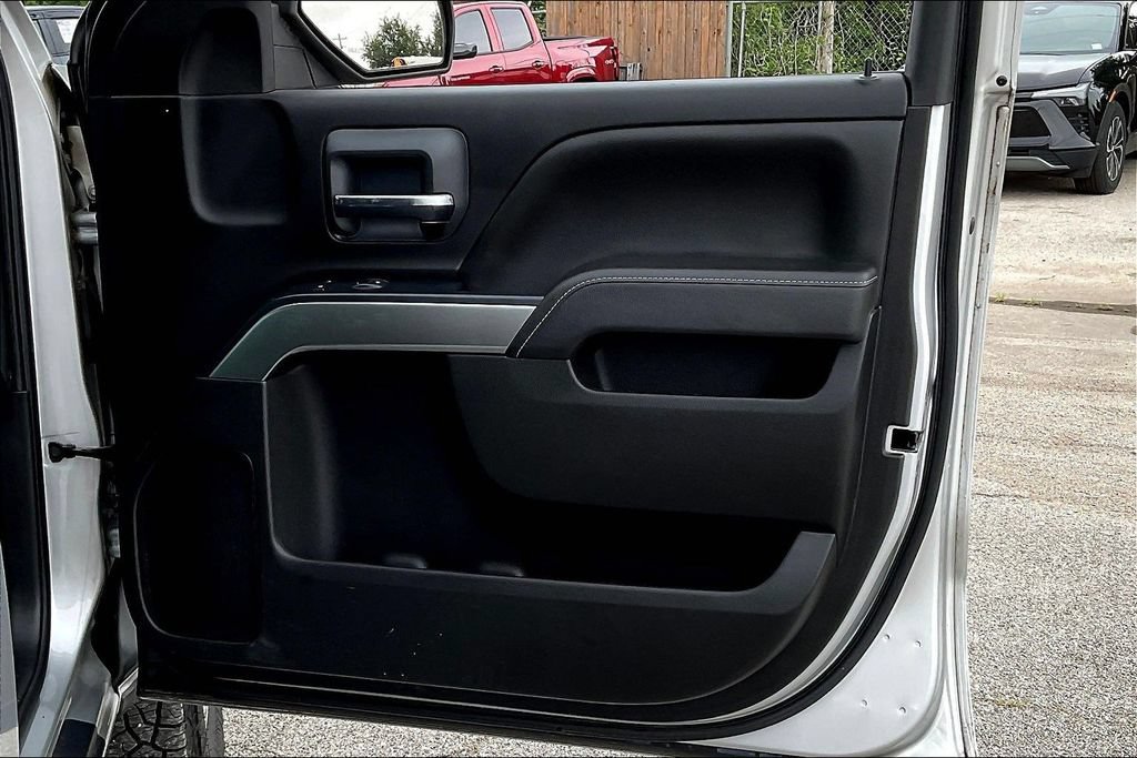 Used 2019 Chevrolet Silverado 1500 LT AWD/4WD image 19