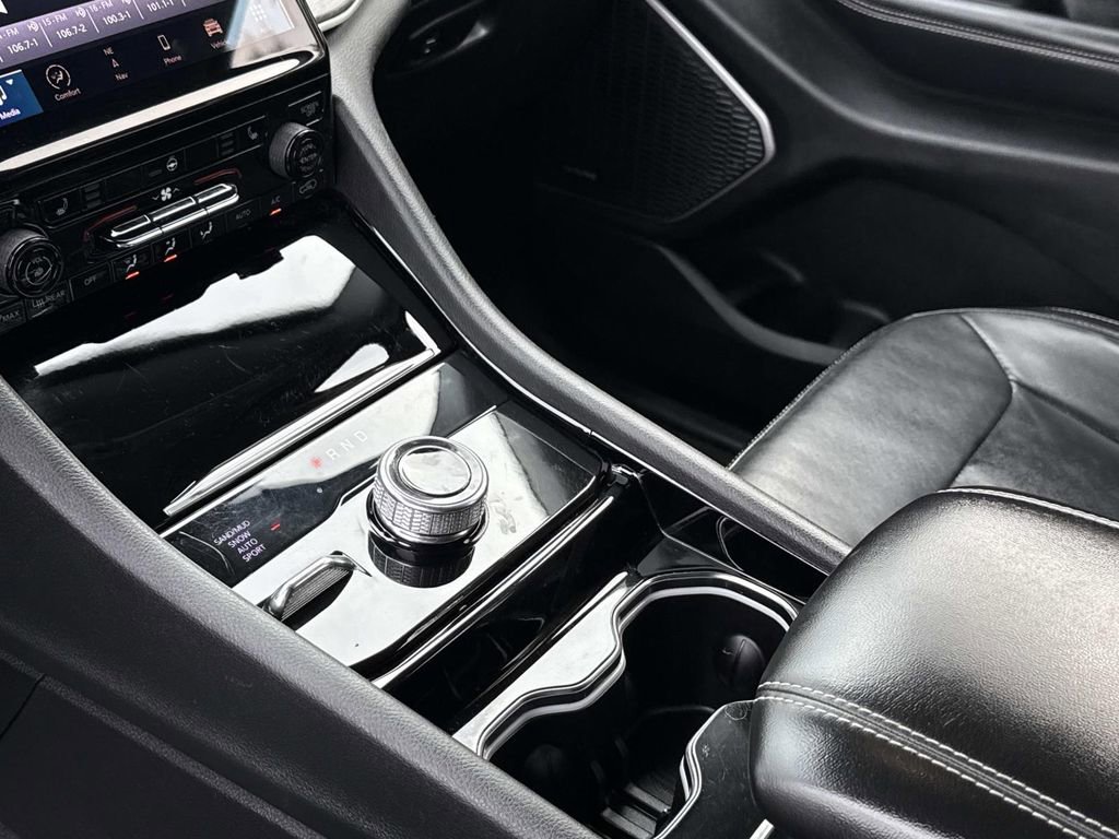 Used 2021 Jeep Grand Cherokee L Limited image 7