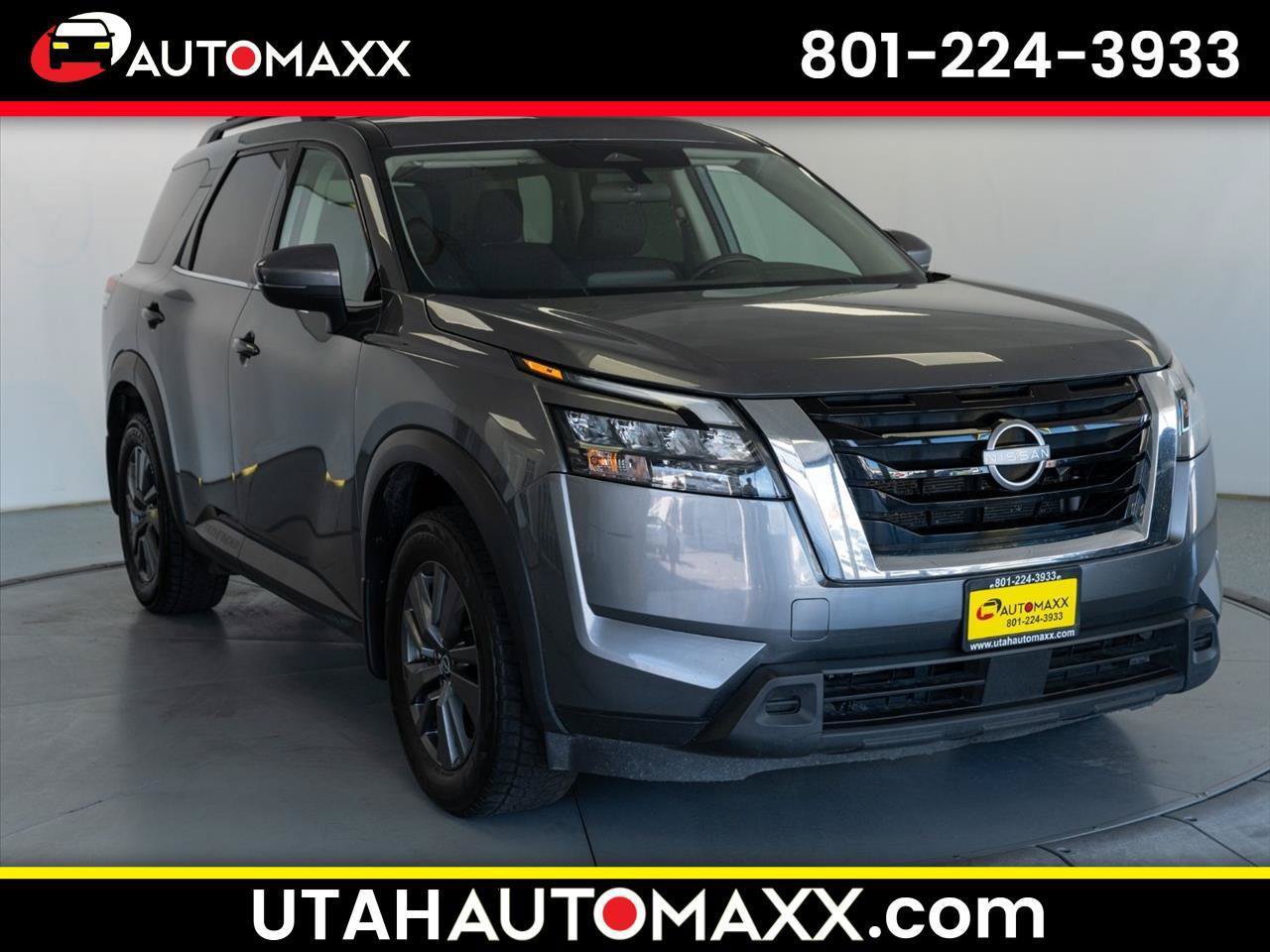 Used 2024 Nissan Pathfinder SV AWD/4WD image 1