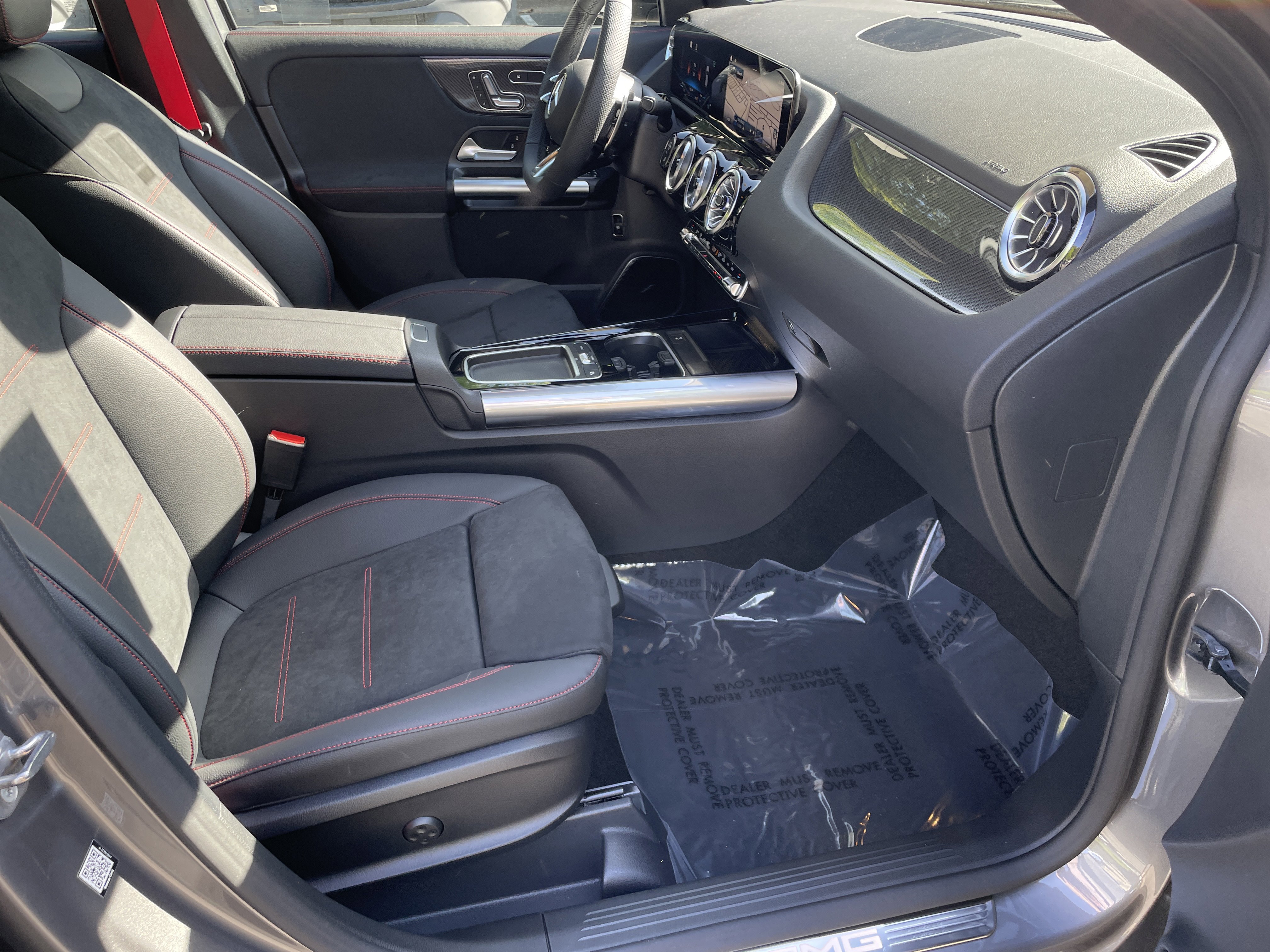 New 2026 Mercedes-Benz GLA 35 AMG 4MATIC image 43