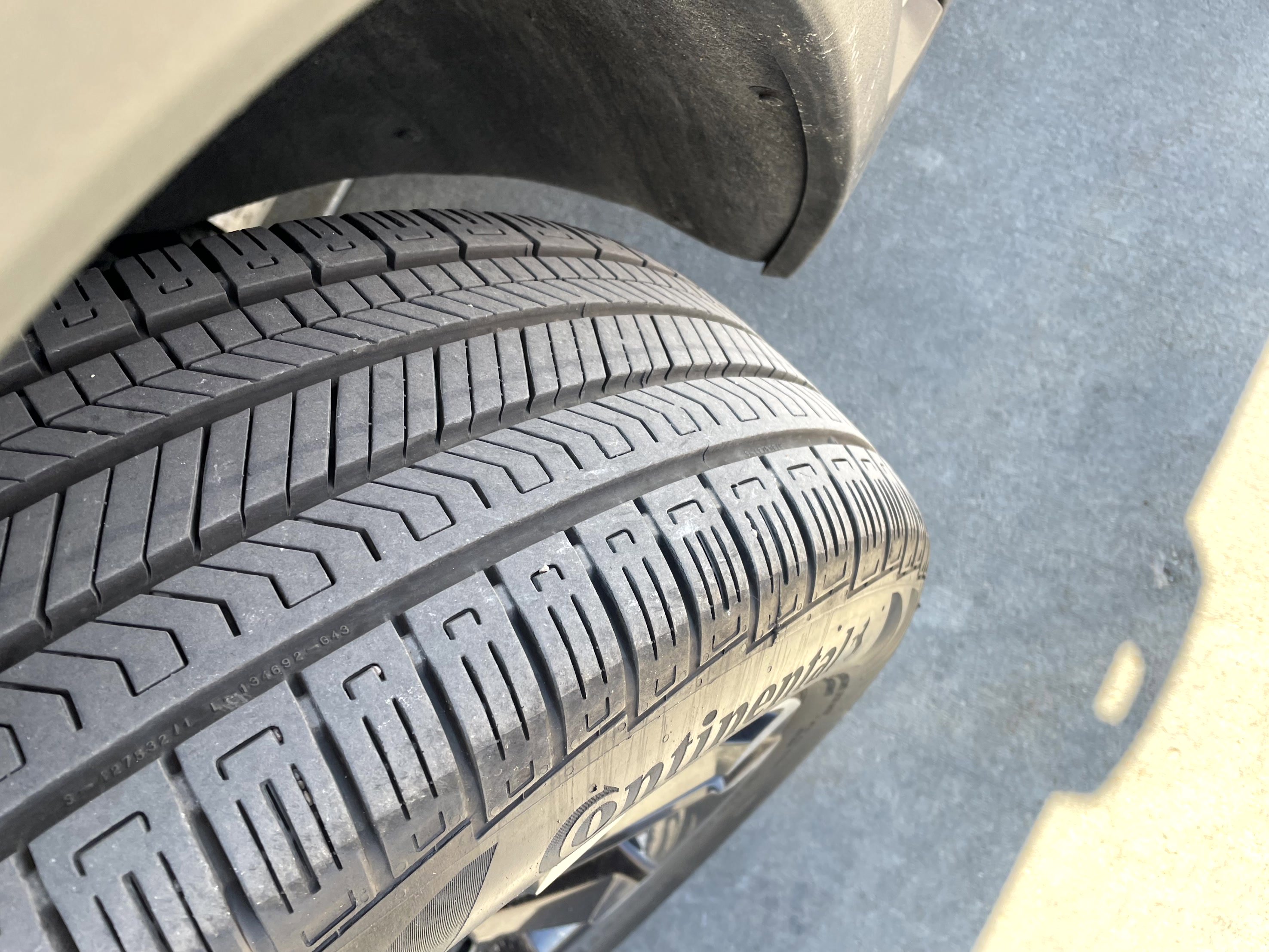 Used 2025 Chevrolet Equinox RS w/ Safety and Technology Package image 7