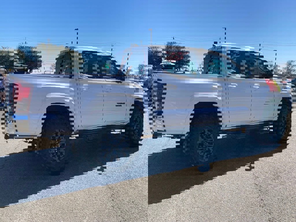 Certified 2023 Toyota Tacoma SR5 image 5