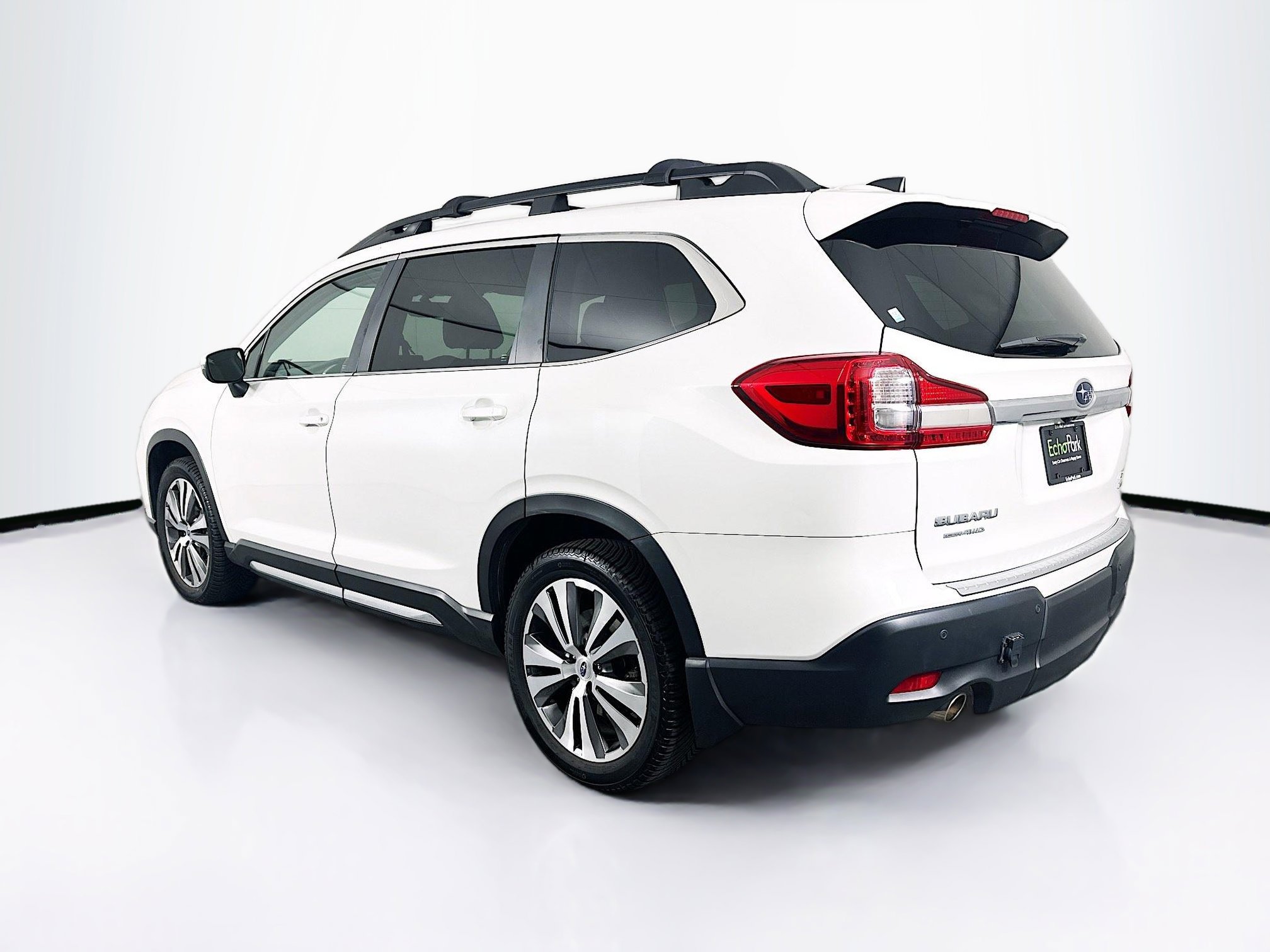 Used 2022 Subaru Ascent Limited w/ Technology Package image 5
