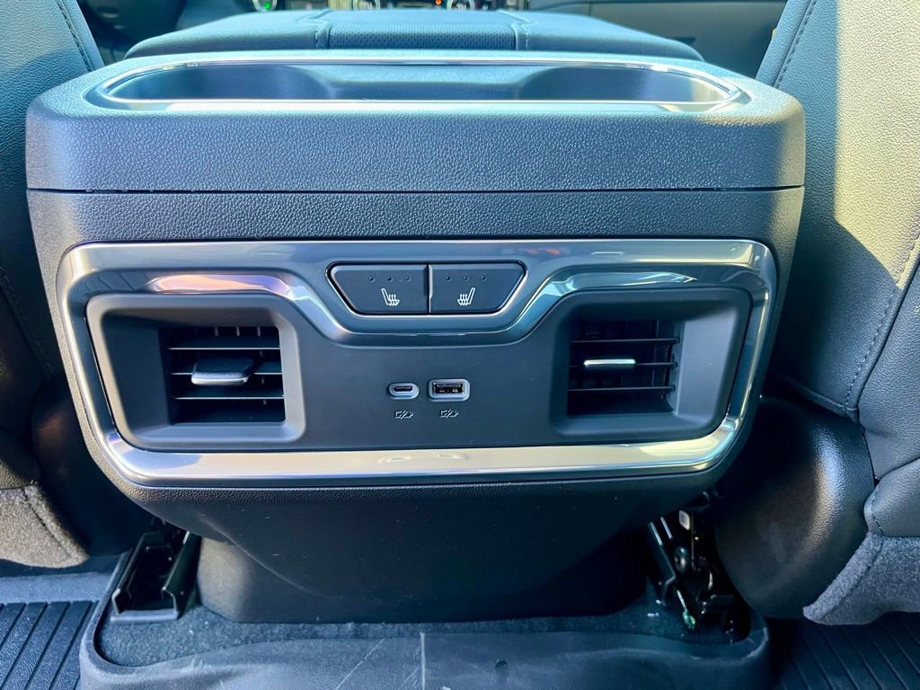 New 2026 Chevrolet Silverado 2500 LTZ w/ LTZ Premium Package AWD/4WD image 27