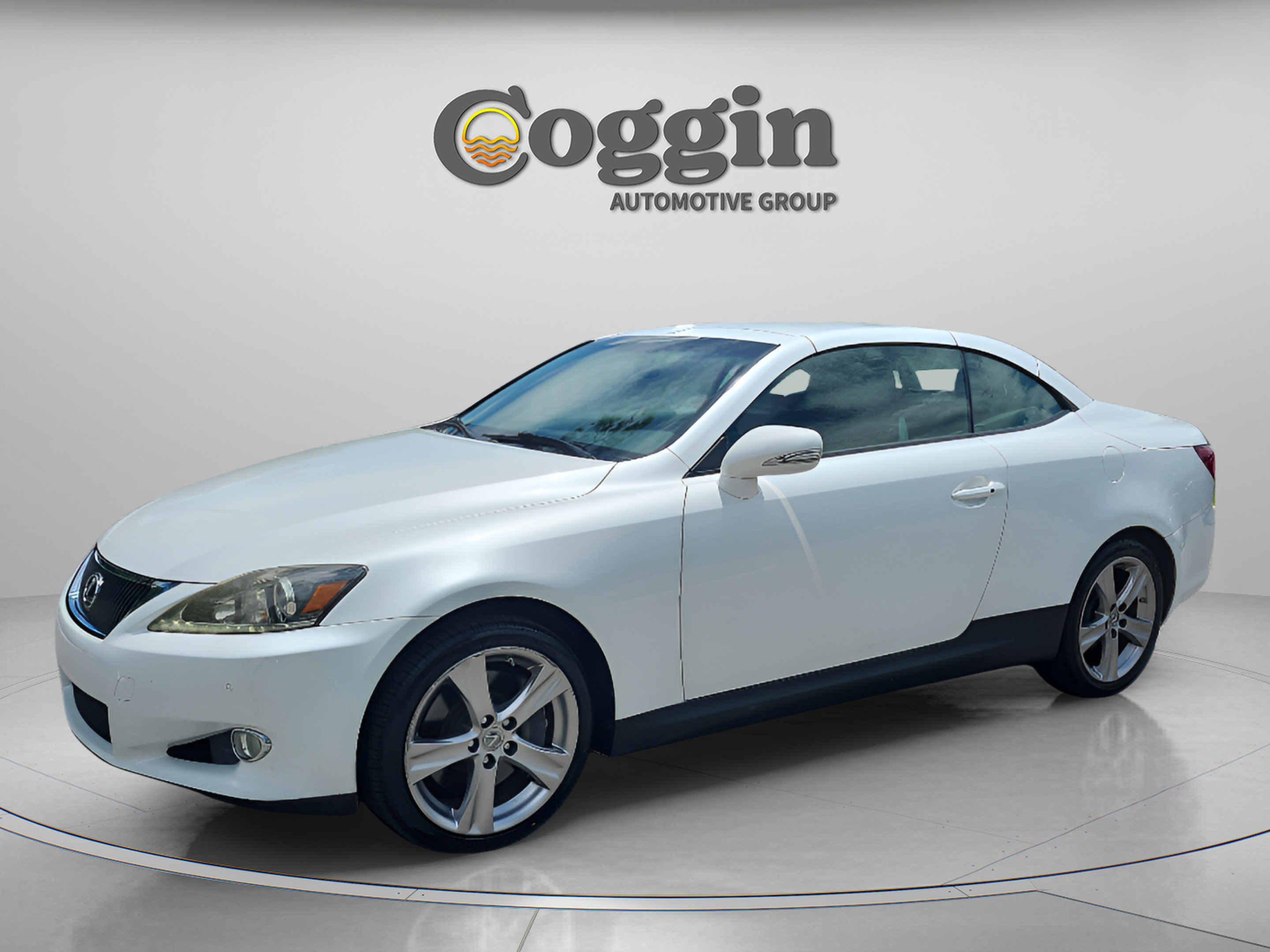 Used 2012 Lexus IS 350C w/ Luxury Pkg RWD image 1