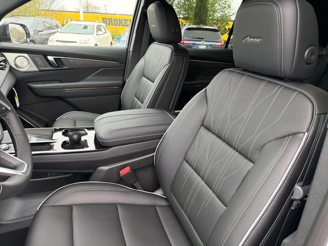 New 2026 Buick Enclave Avenir w/ Super Cruise Package FWD image 21