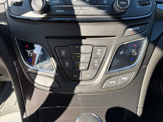 Used 2016 Buick Regal image 20