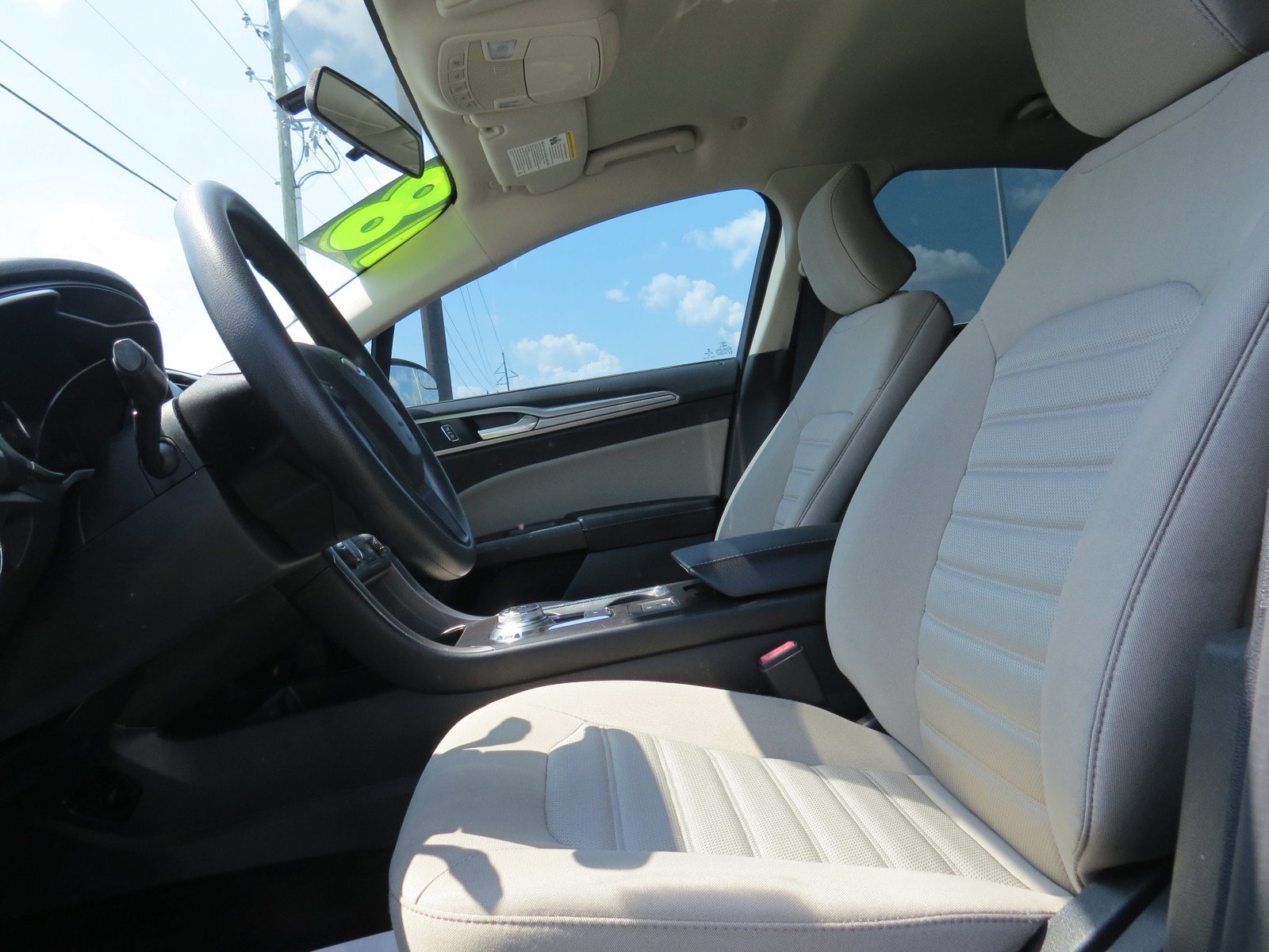 Used 2018 Ford Fusion S FWD image 11