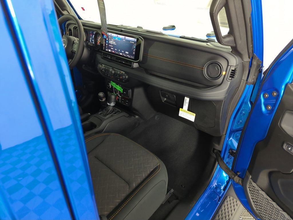 New 2026 Jeep Gladiator Mojave AWD/4WD image 34