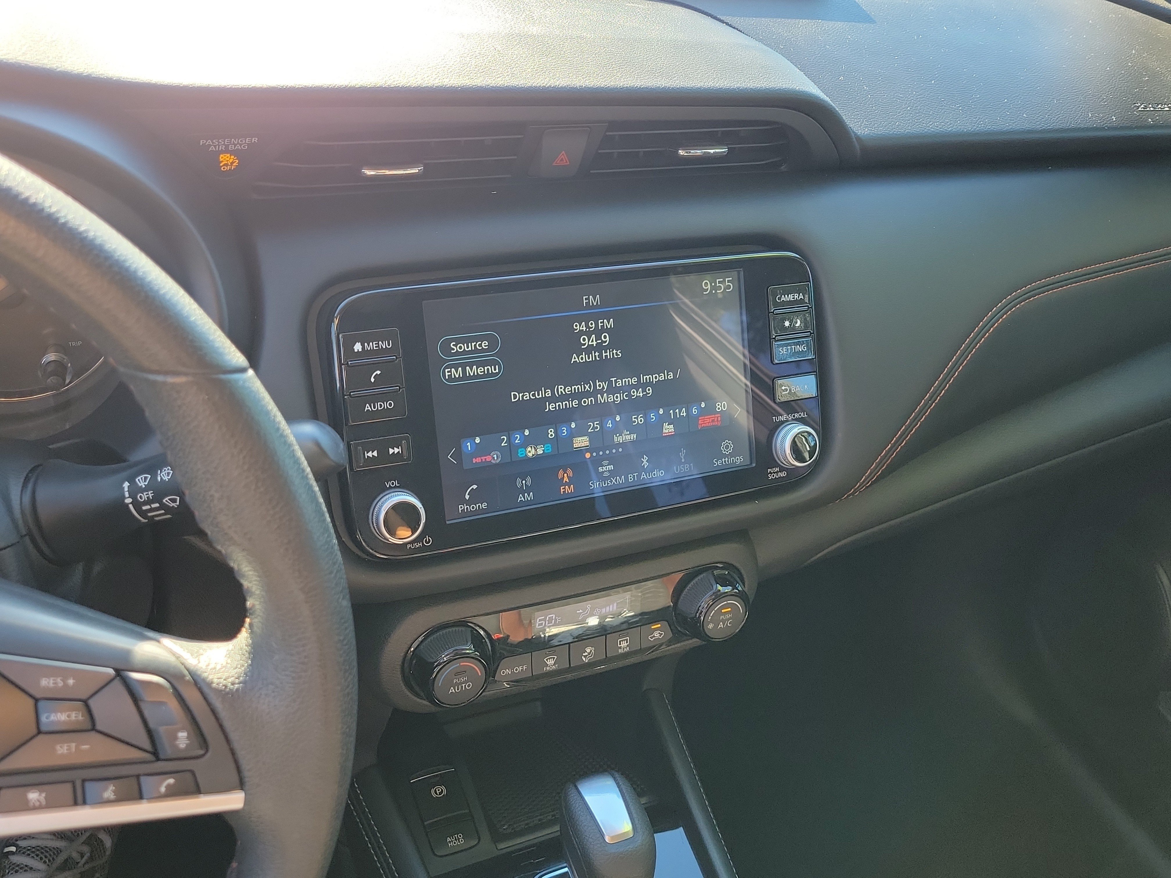 Certified 2024 Nissan Kicks SR FWD image 25