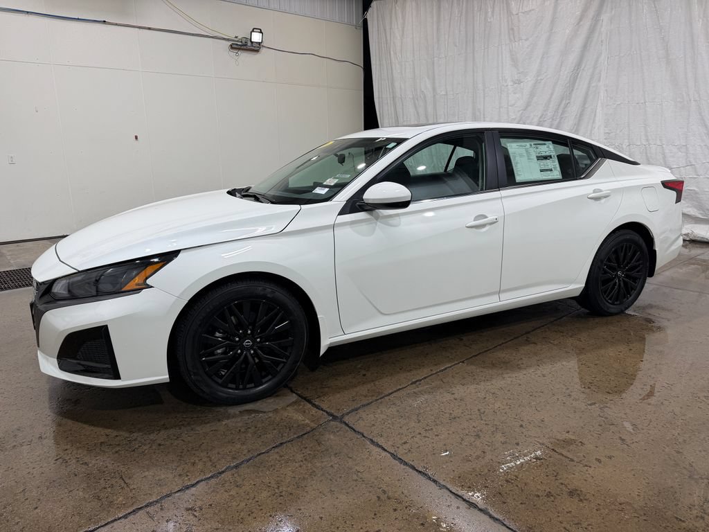 New 2026 Nissan Altima 2.5 SV w/ SV Special Edition Package FWD image 15