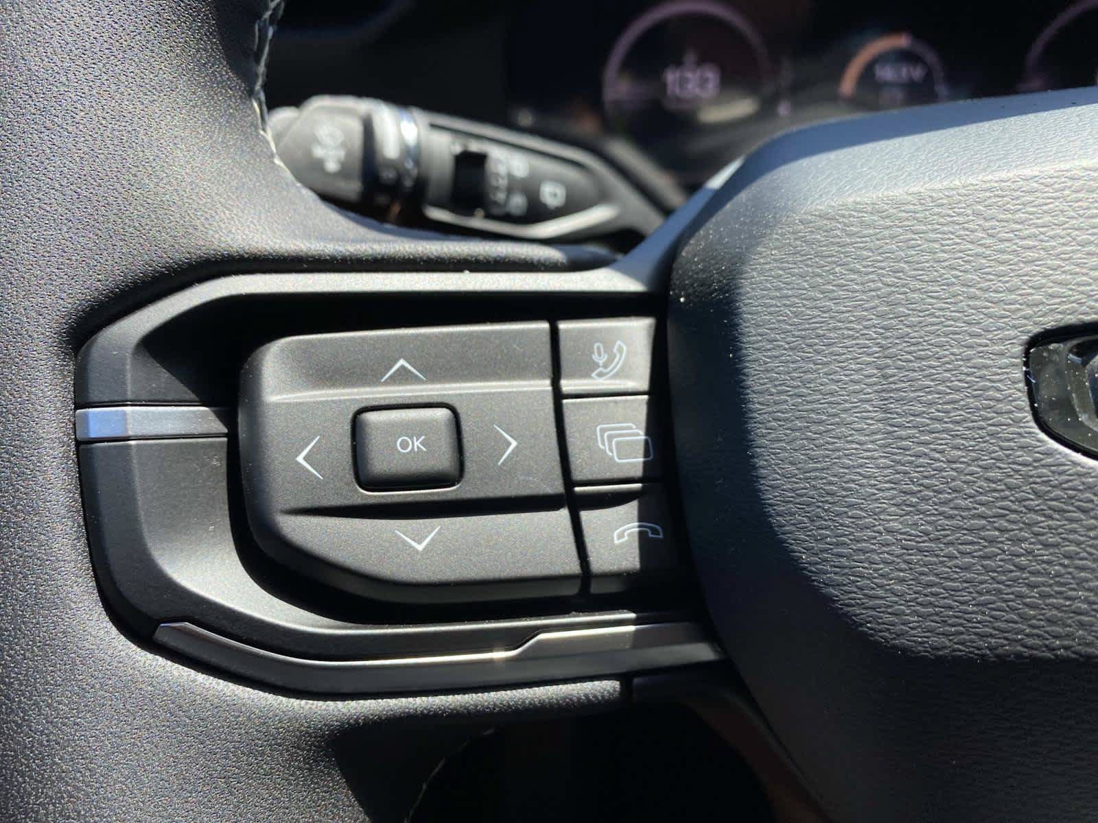 New 2026 Jeep Cherokee Limited AWD/4WD image 13
