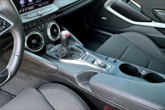 Used 2022 Chevrolet Camaro LT w/ Technology Package RWD image 16