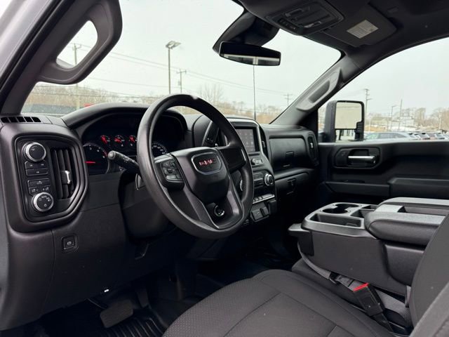 Used 2024 GMC Sierra 2500 Pro image 9
