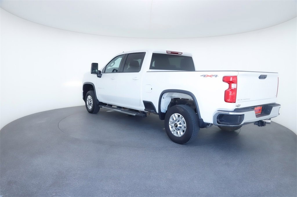 Used 2024 Chevrolet Silverado 2500 LT image 4