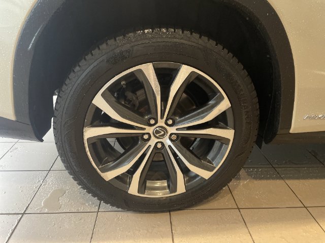 Used 2020 Lexus RX 450h AWD w/ Premium Package image 36