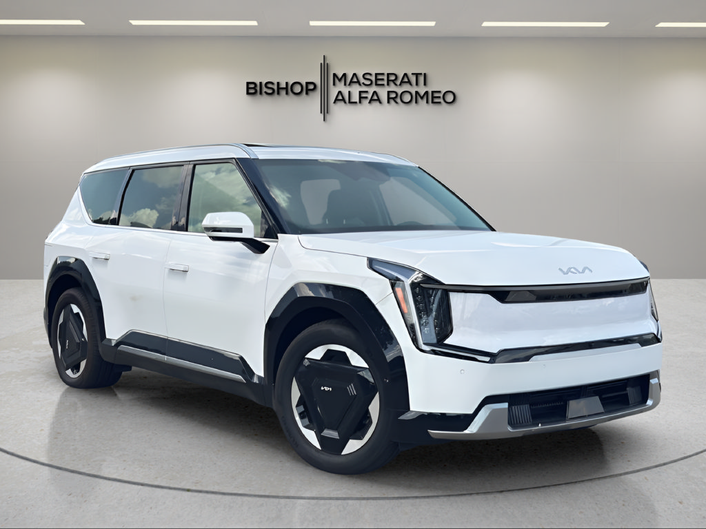 Used 2026 Kia EV9 Land AWD/4WD image 1