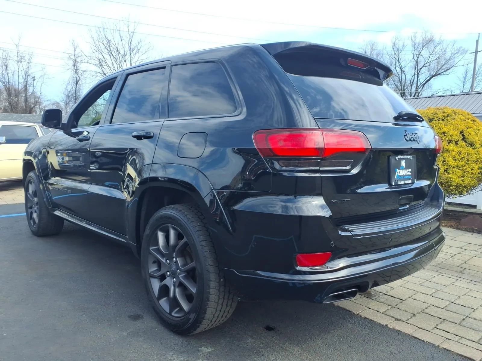 Used 2020 Jeep Grand Cherokee High Altitude AWD/4WD image 5