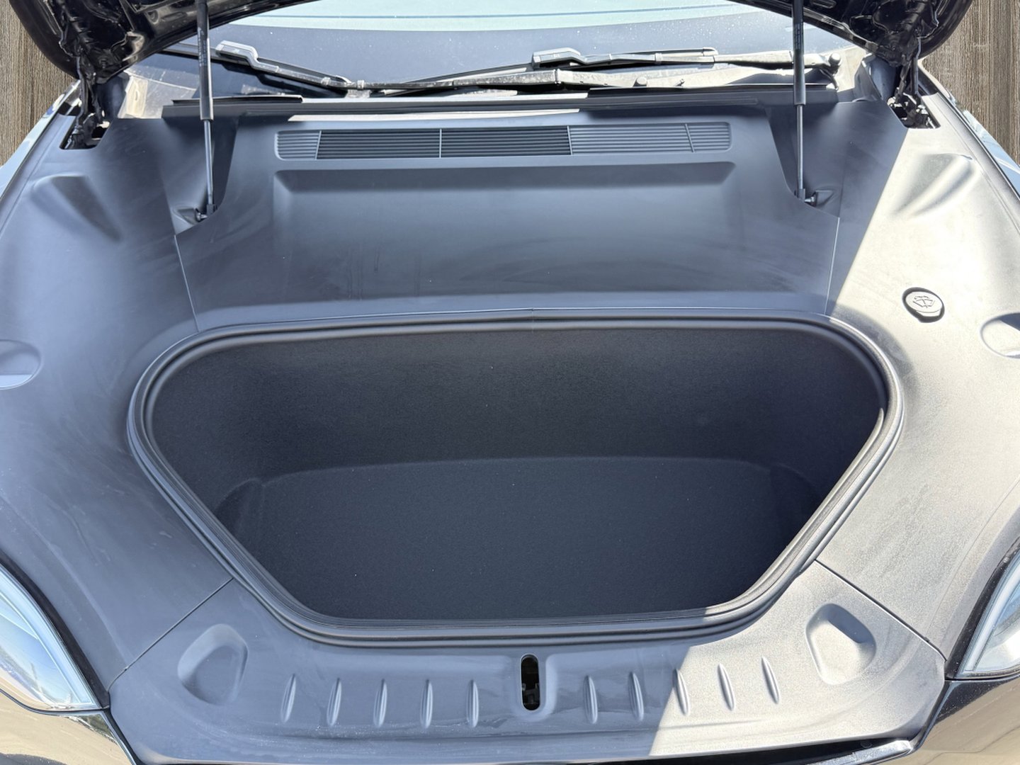 Used 2023 Tesla Model S Plaid image 27