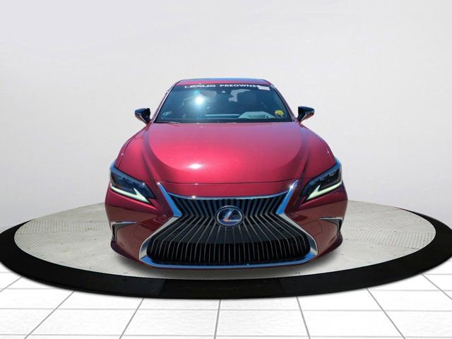 Used 2019 Lexus ES 300h Ultra Luxury w/ Accessory Package 2 image 8