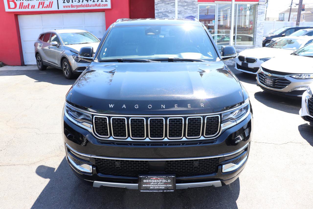 Used 2023 Jeep Wagoneer L Series II image 9