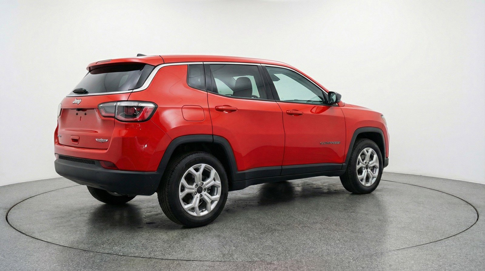 Used 2025 Jeep Compass Latitude AWD/4WD image 9