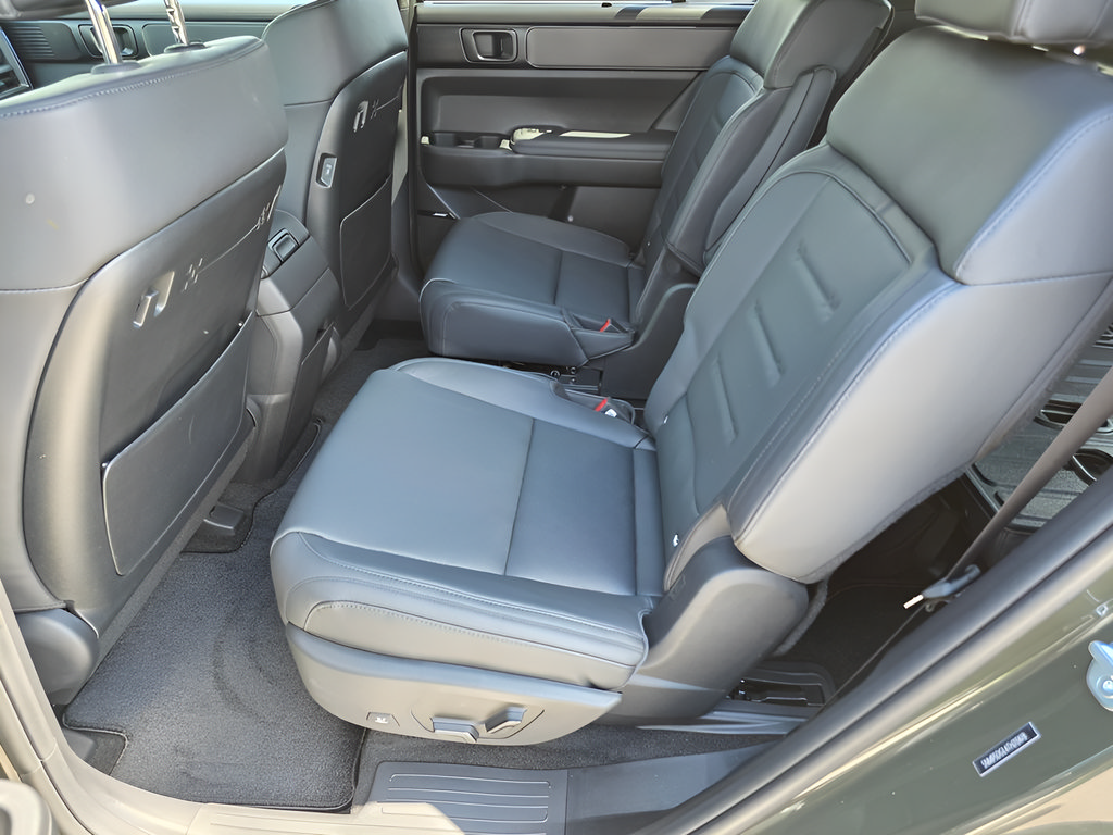New 2026 Hyundai Santa Fe Calligraphy AWD/4WD image 11