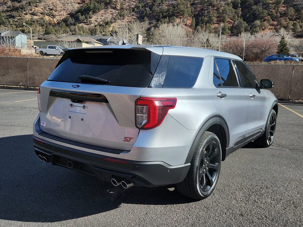 Used 2022 Ford Explorer ST w/ Equipment Group 401A image 3