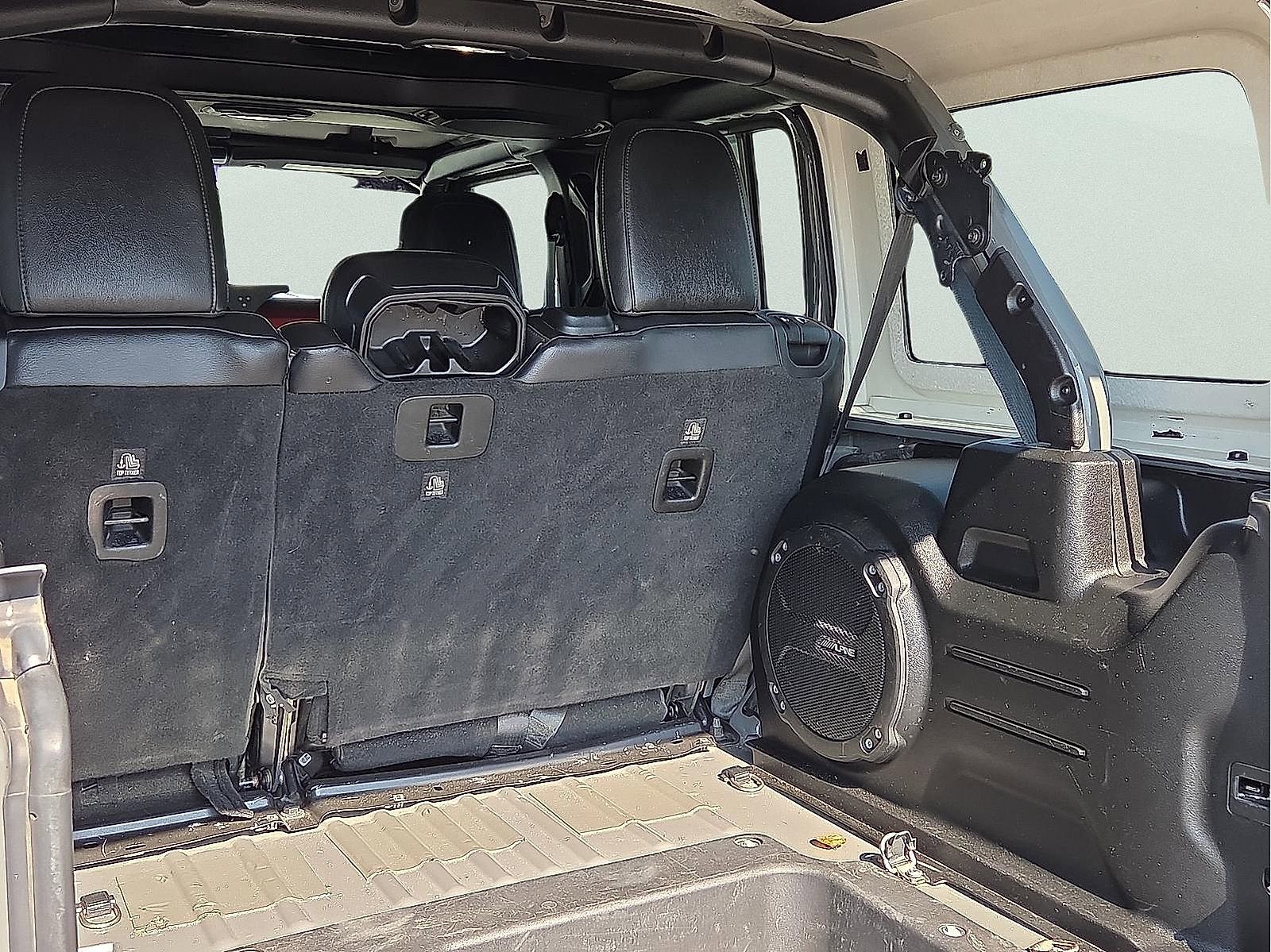 Used 2018 Jeep Wrangler Unlimited Rubicon w/ Dual Top Group image 6