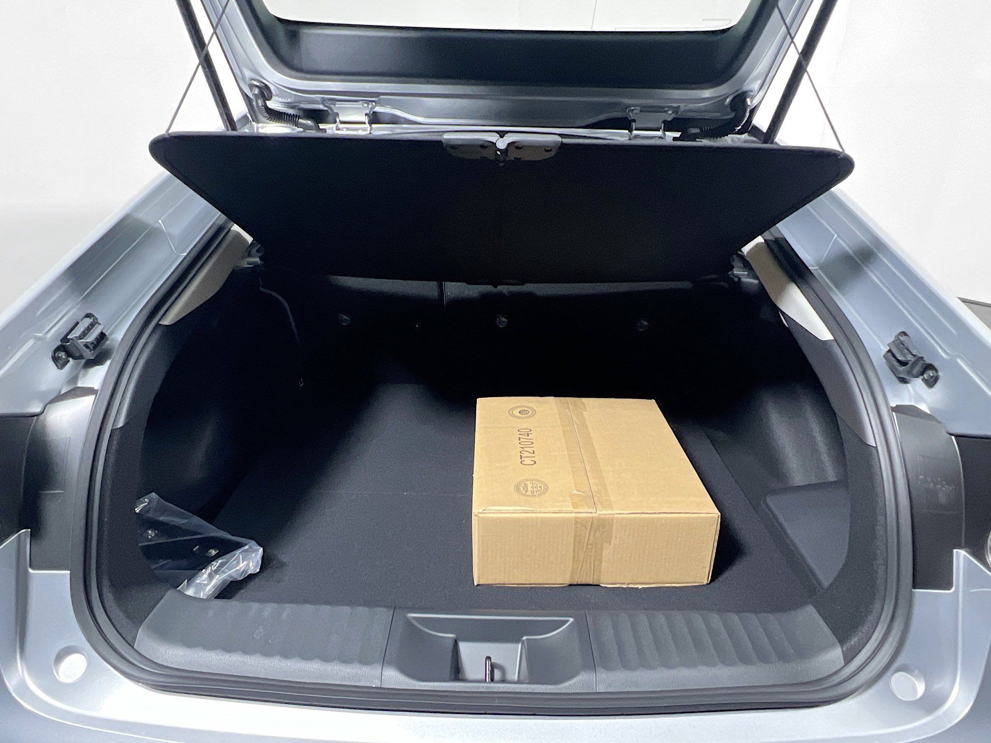 New 2026 Toyota Prius Plug-In Hybrid FWD image 34