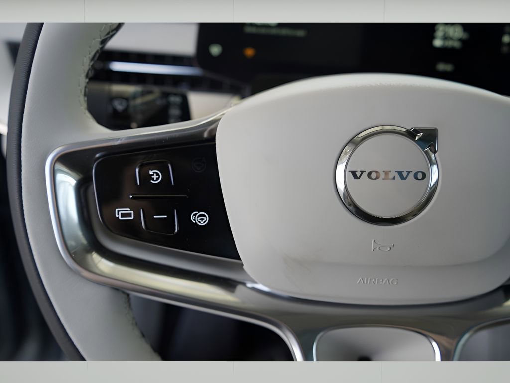 New 2025 Volvo EX90 Ultra image 13