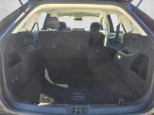 Used 2019 Ford Edge SEL w/ Equipment Group 201A image 6