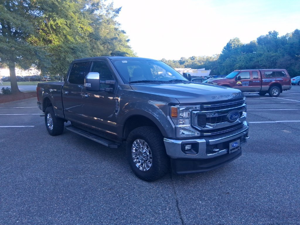 Used 2021 Ford F250 4x4 Crew Cab Super Duty image 3