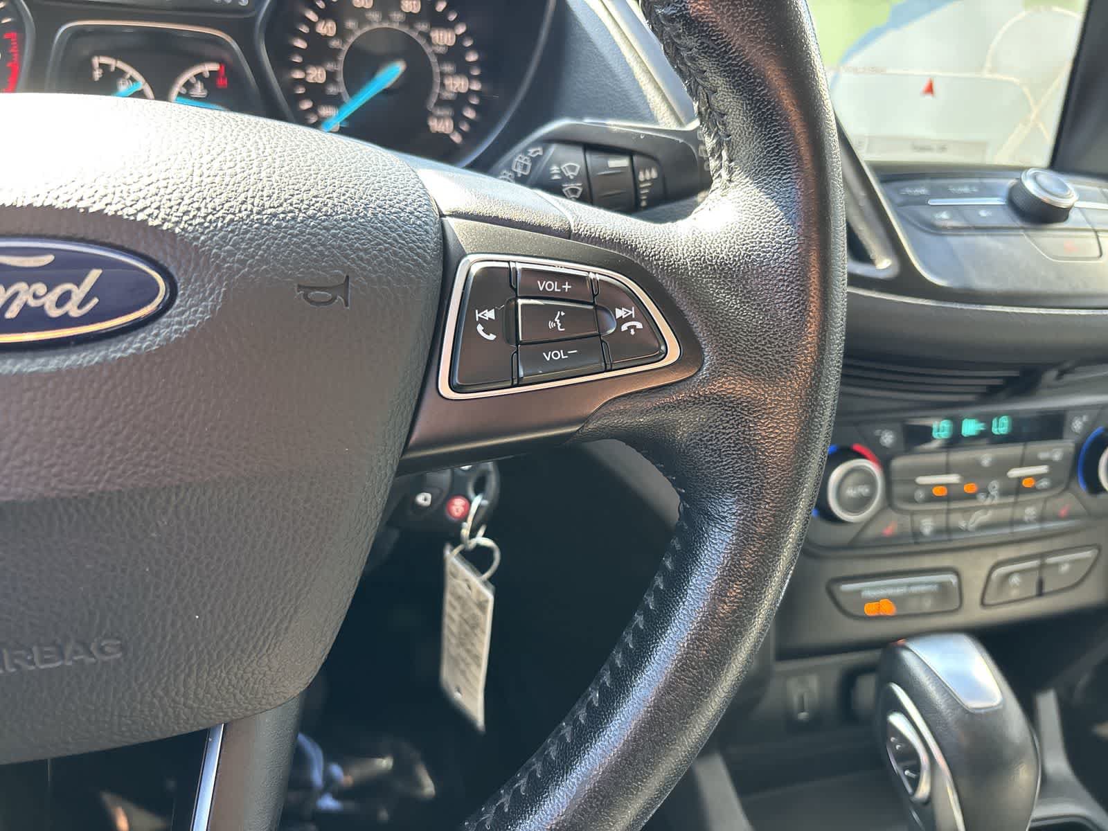 Used 2018 Ford Escape SEL AWD/4WD image 15