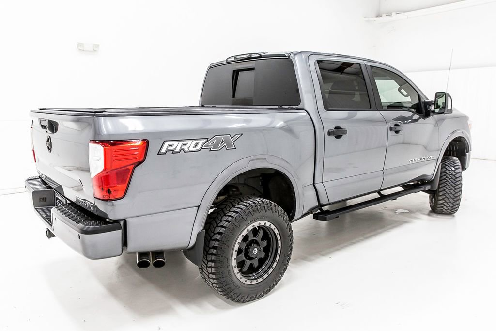 Used 2018 Nissan Titan PRO-4X w/ Pro-4x Convenience Package AWD/4WD image 8