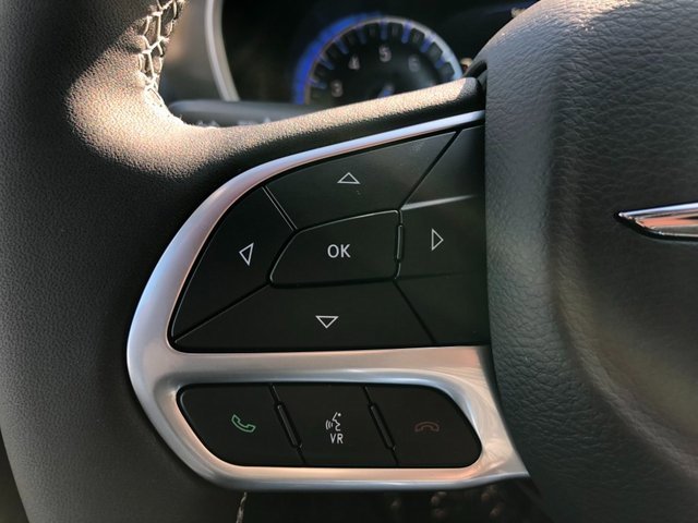 New 2026 Chrysler Pacifica Select image 7