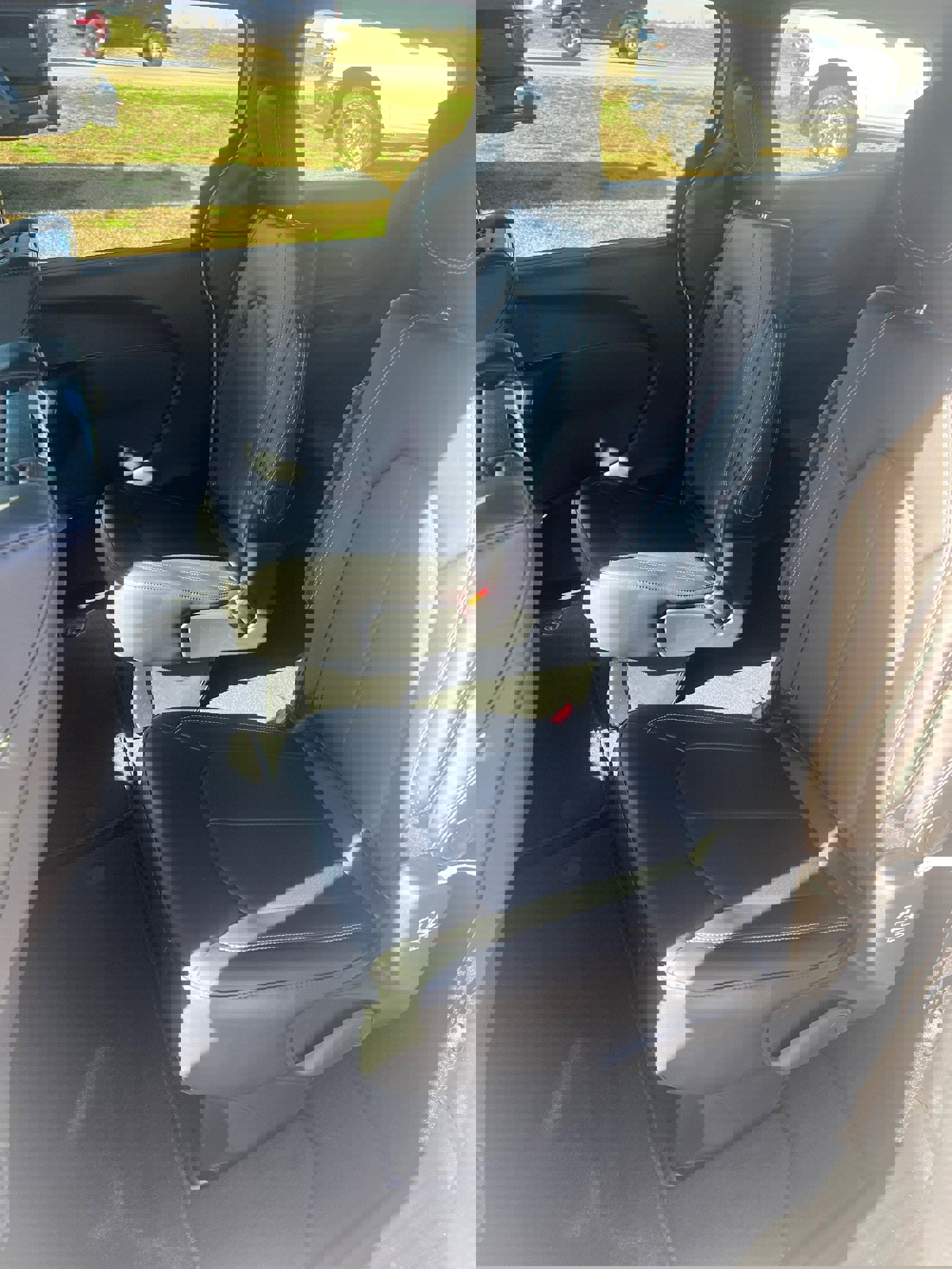 New 2026 Chrysler Pacifica Select image 8