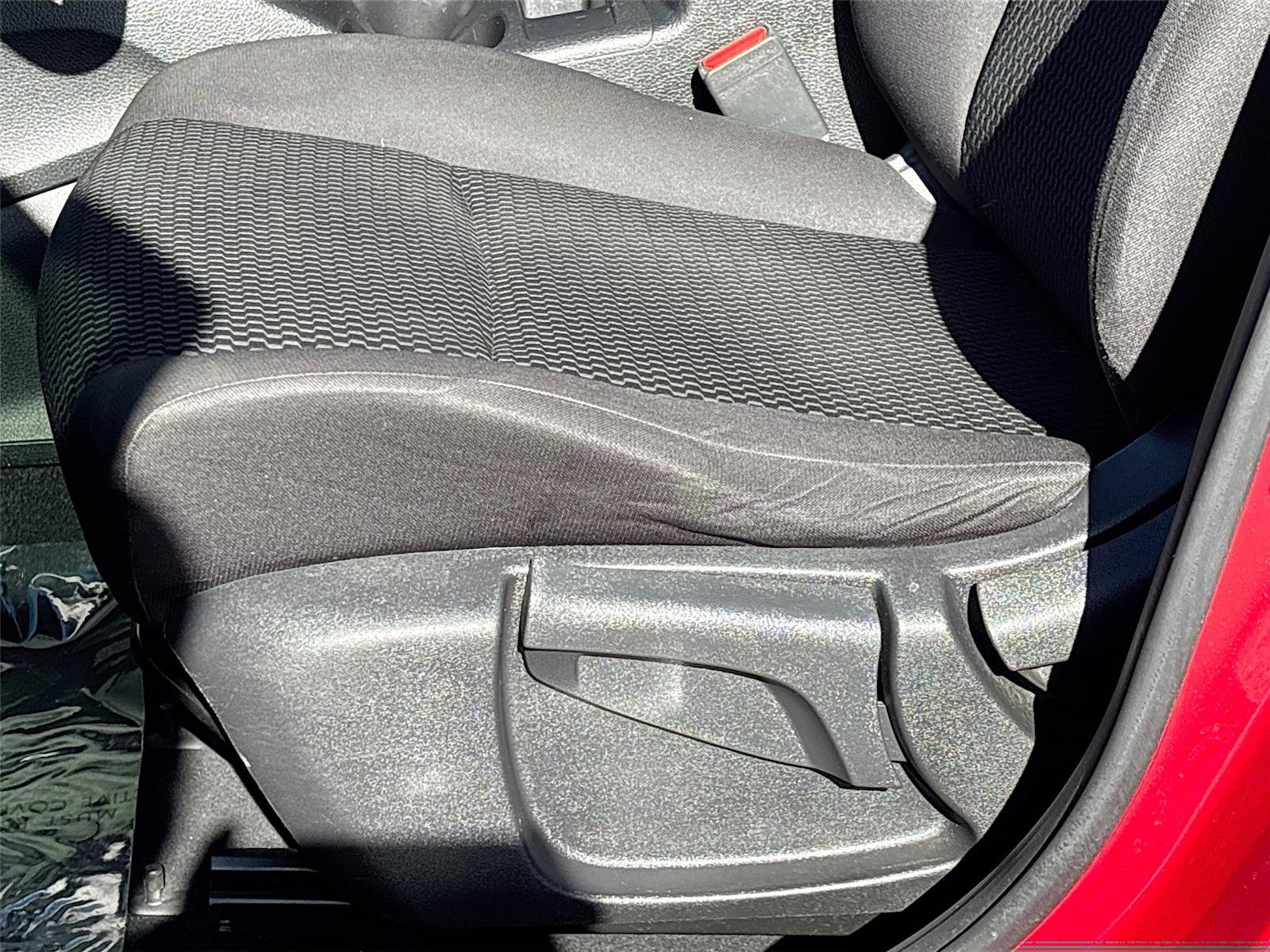 Used 2017 Nissan Rogue Sport S w/ S Appearance Package image 19