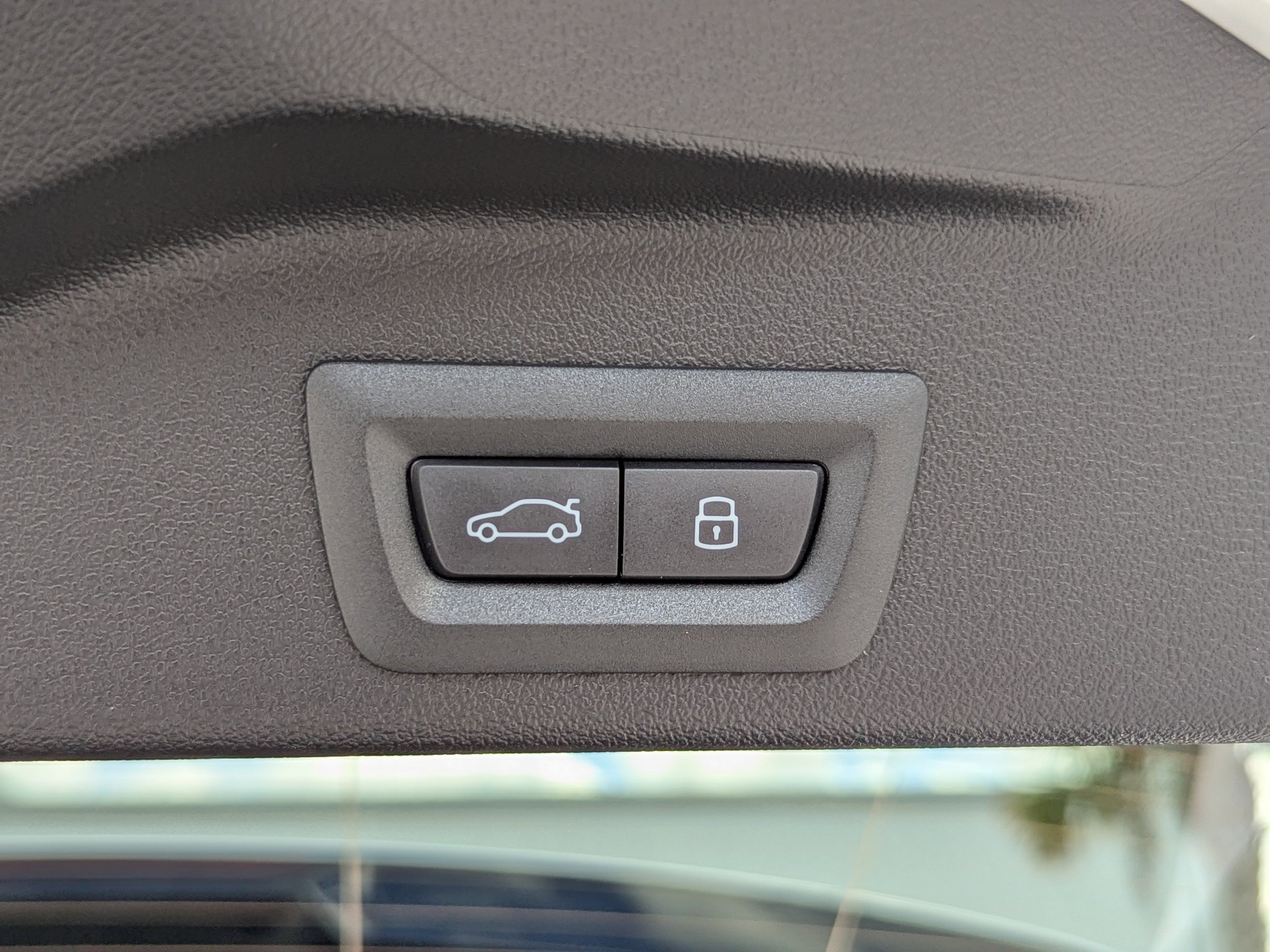 New 2026 BMW X5 xDrive40i w/ M Sport Package image 10